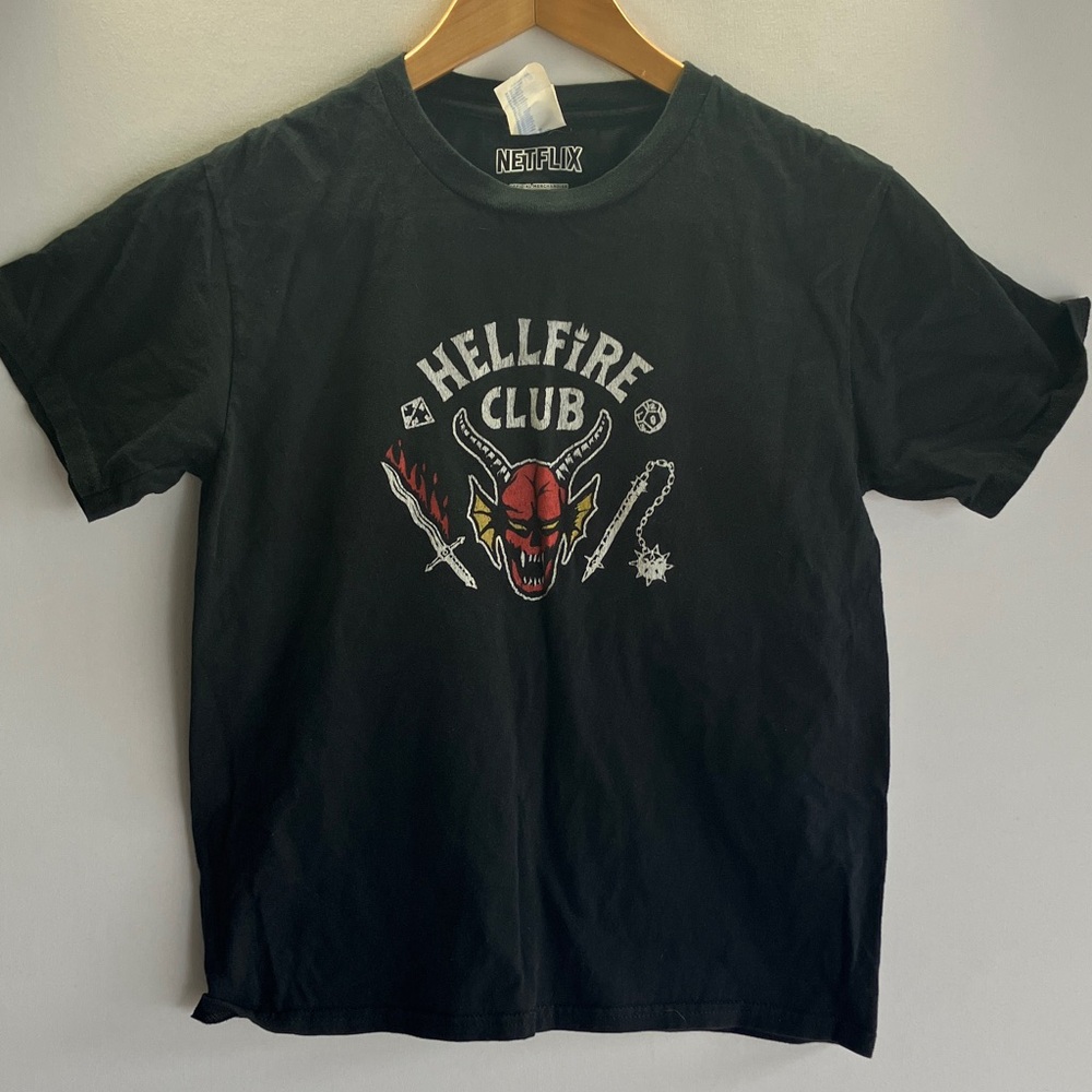Netflix Hellfire Club Graphic Tee - Black